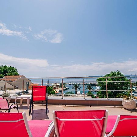 Apartments Luxur Center Baška Voda Esterno foto