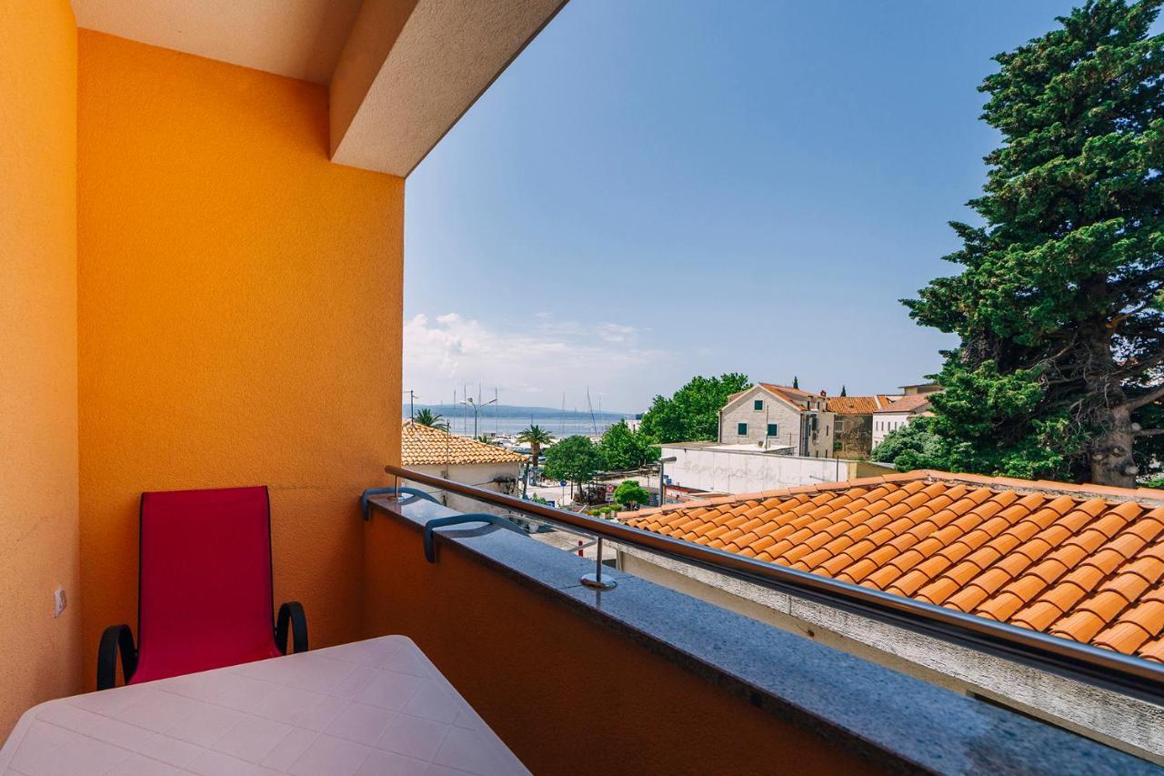 Apartments Luxur Center Baška Voda Esterno foto