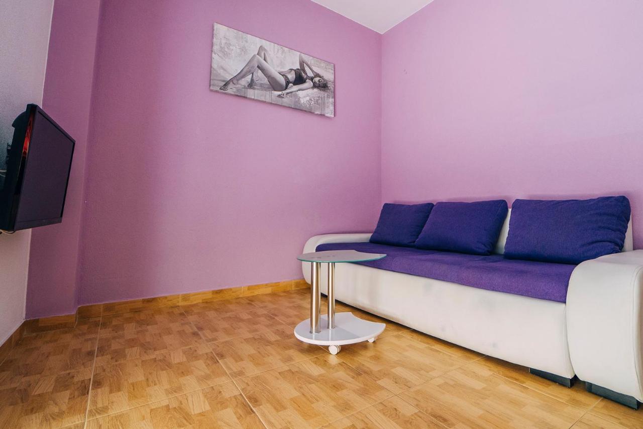 Apartments Luxur Center Baška Voda Esterno foto
